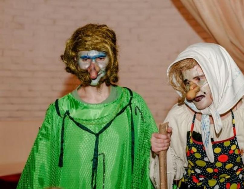 Povești noi teatru școlar improvizat.  Încurajați oamenii să vină la New River?  Uşor!  Cele mai frumoase activități noi: jocuri, concursuri, scenete, teatru improvizat.  Videoclipuri cu scene amuzante la petrecerile corporative de Revelion