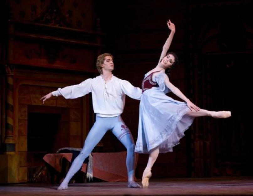 Baletul Smaraldului la Teatrul lui Nemirovich Danchenko.  Bilete pentru baletul „Esmeralda.  A venit ceasul catedralelor